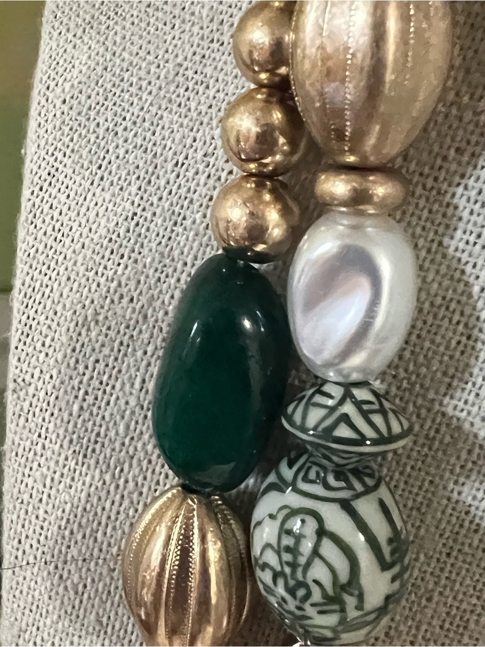 NWT Southern Living Layered Green, Gold and White Statement Necklace #JW7 - Picture 8 of 12